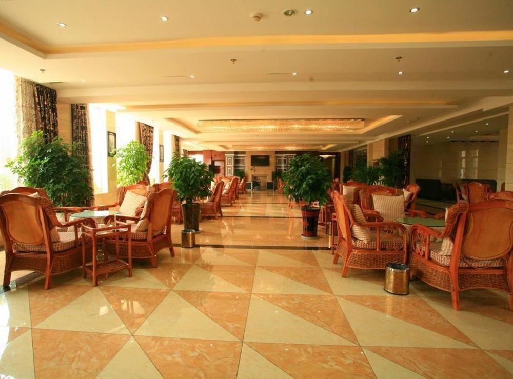 Konggang Holidy Hotel Shuangliu 成都 エクステリア 写真